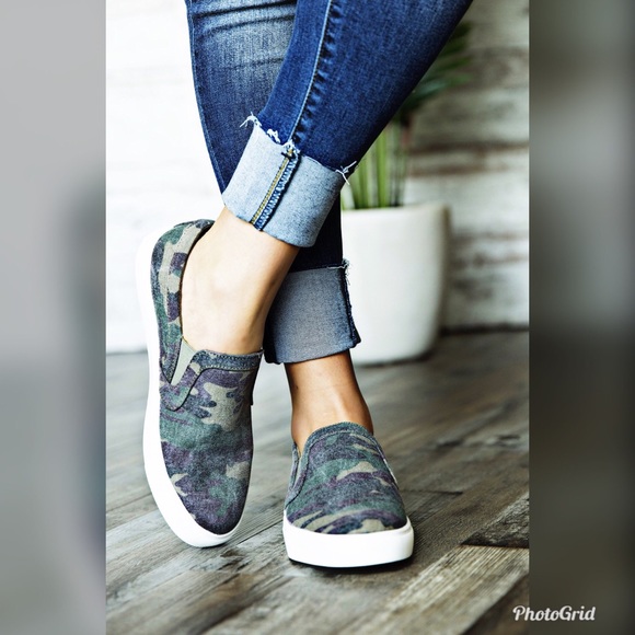 Corkys camo shoes Clearance